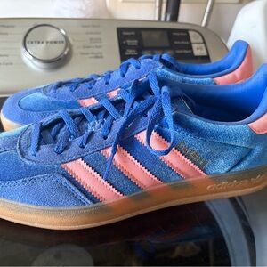 NEW Adidas Gazelle Blue and Pink Sneakers